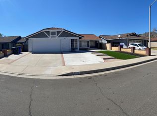 2923 Heller Dr, Riverside, CA 92509