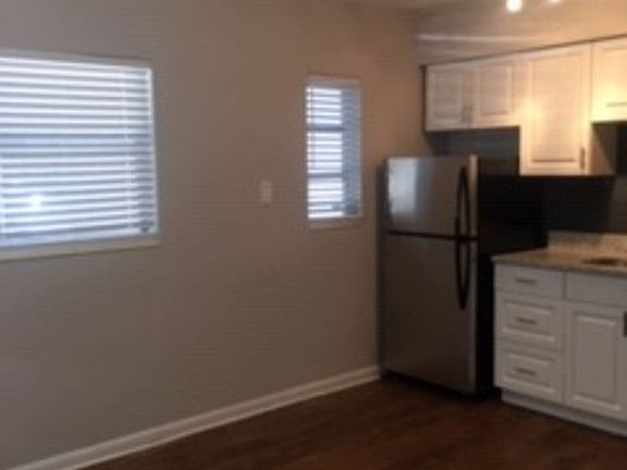3rd image of 42 Davis Blvd #2