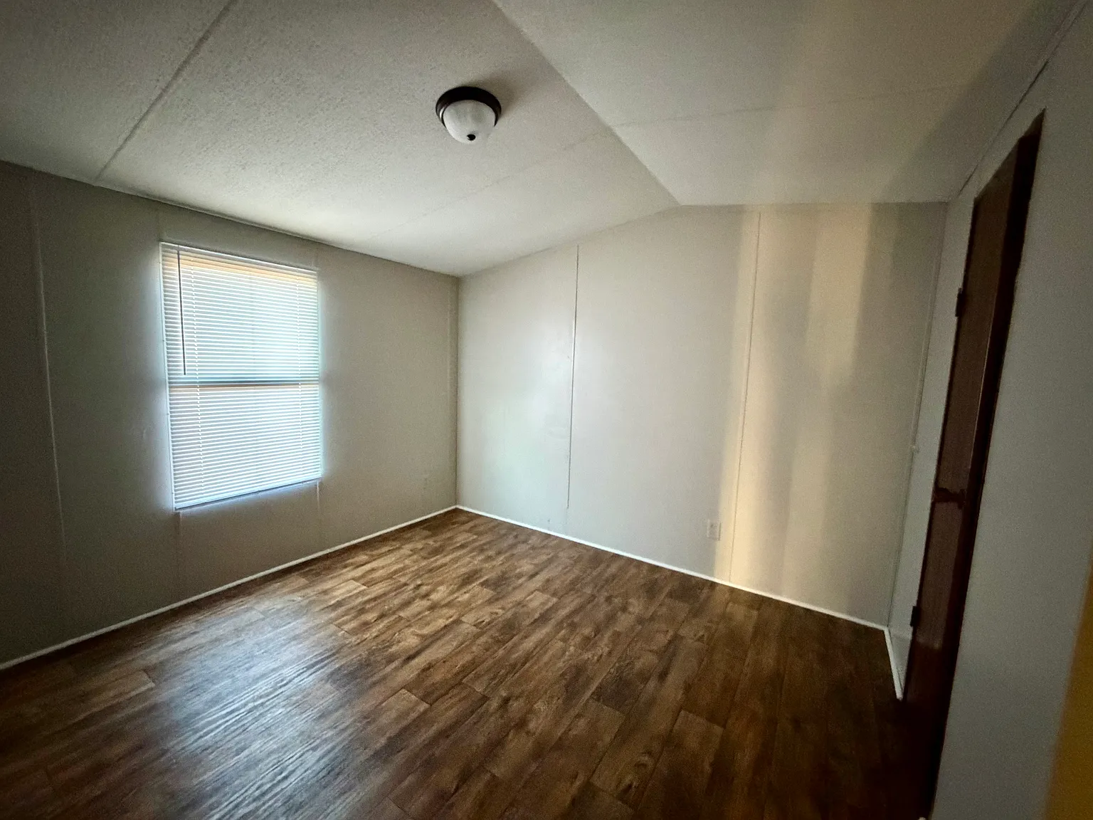 3 bed, $1,295 — Photo 3
