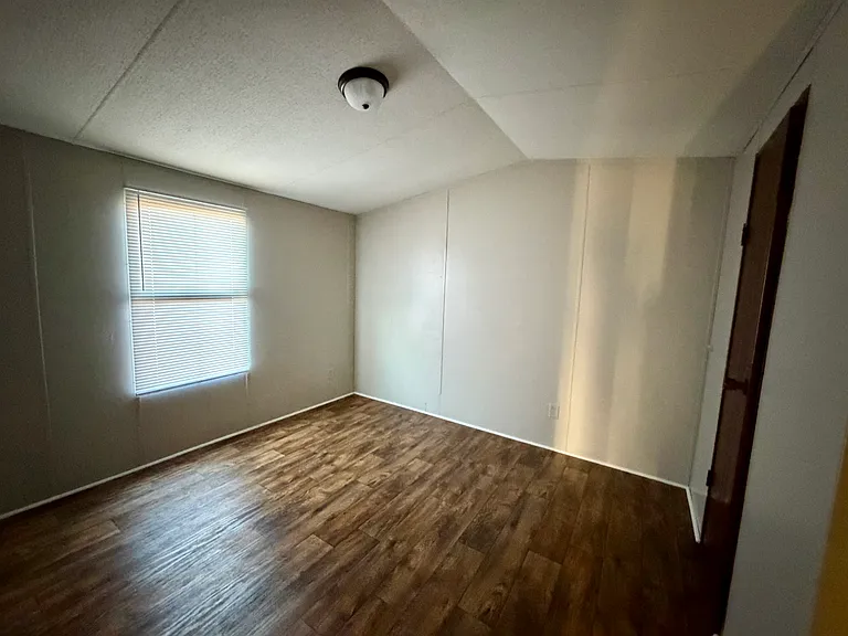 110 Eagle Rd — Photo 3