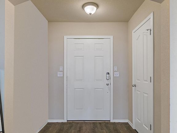 2nd image of 14532 Escalera Dr