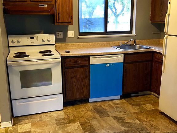 5th image of 8811-8815 W Mitchell St #8811