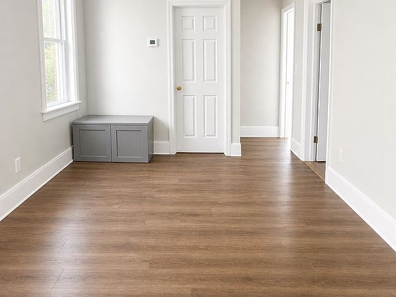 3rd image of 292 Linden Ave #4