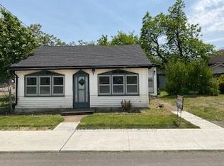 18 Phelps St, Saint Catharines, ON L2P2H4