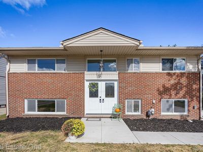 8075 Ogden Dr, Sterling Heights, MI, 48314