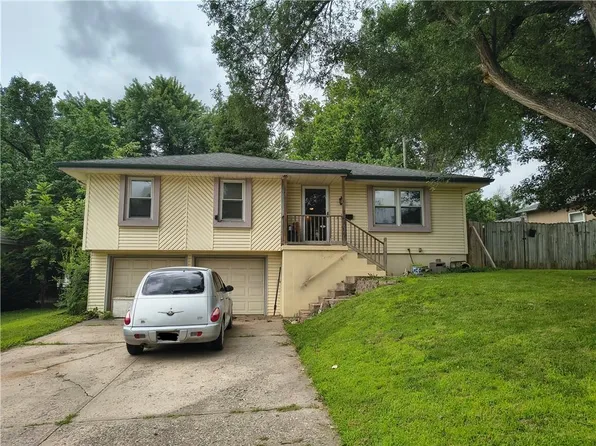 16309 E 34th Street Ct S, Independence, MO 64057