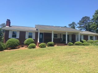 398 Red Knoll Rd, Chapin, SC 29036