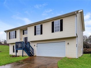 4329 Hunter Rd, Gainesville, GA 30506