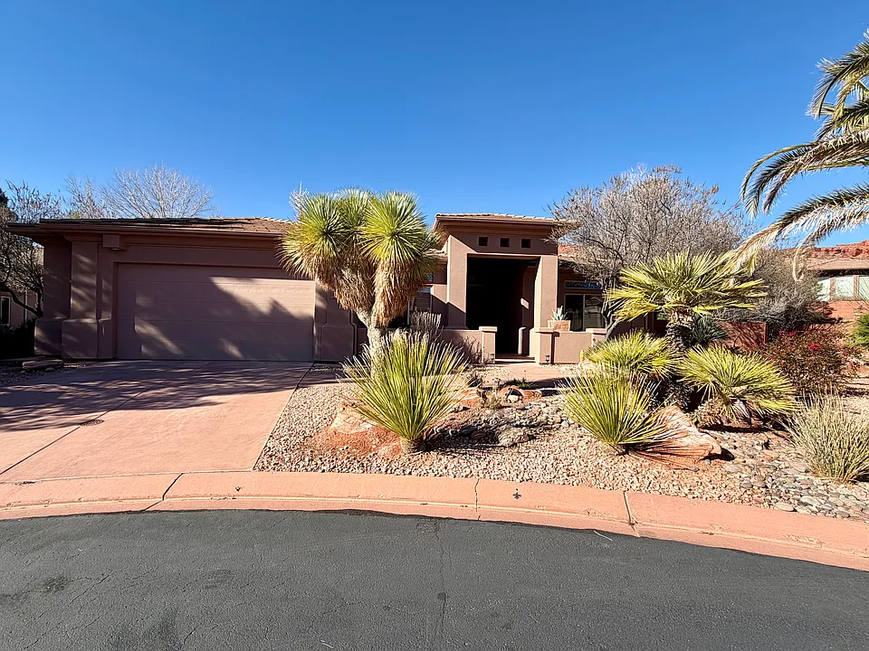 1719 N Sage Cir