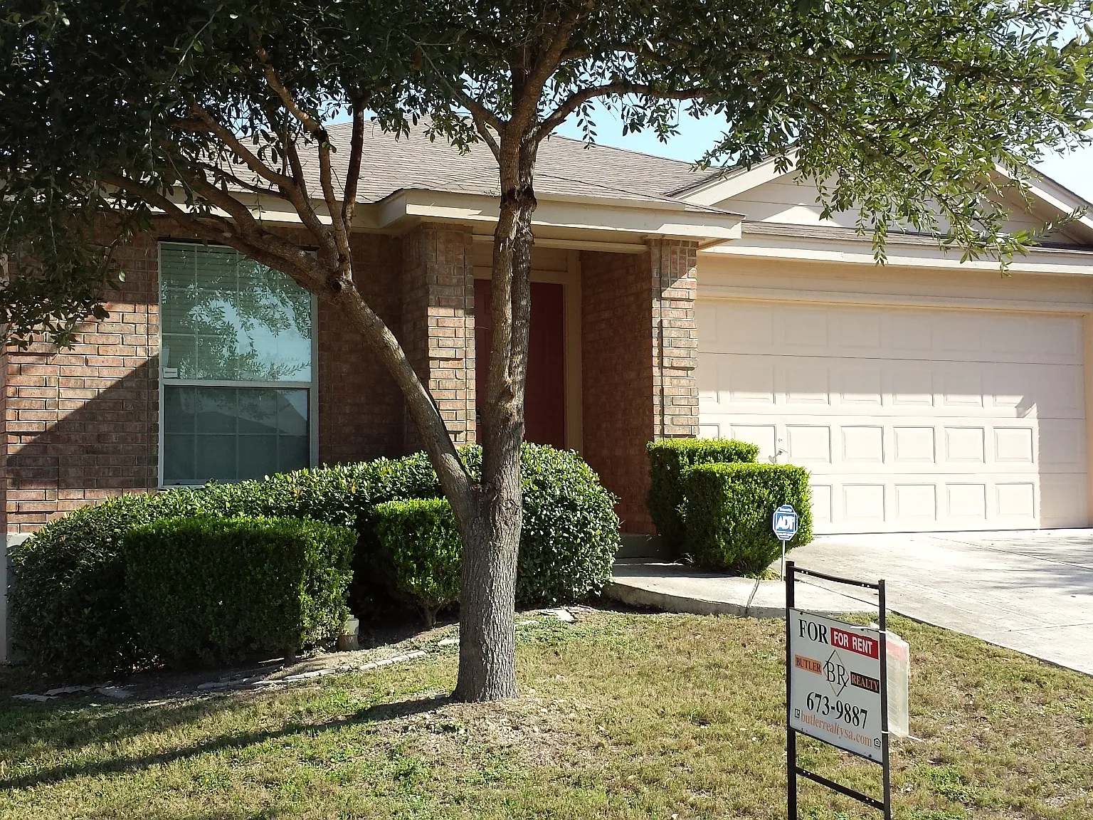 3 bed, 2.0 bath, 1668 sqft, $1,699 — Photo 4