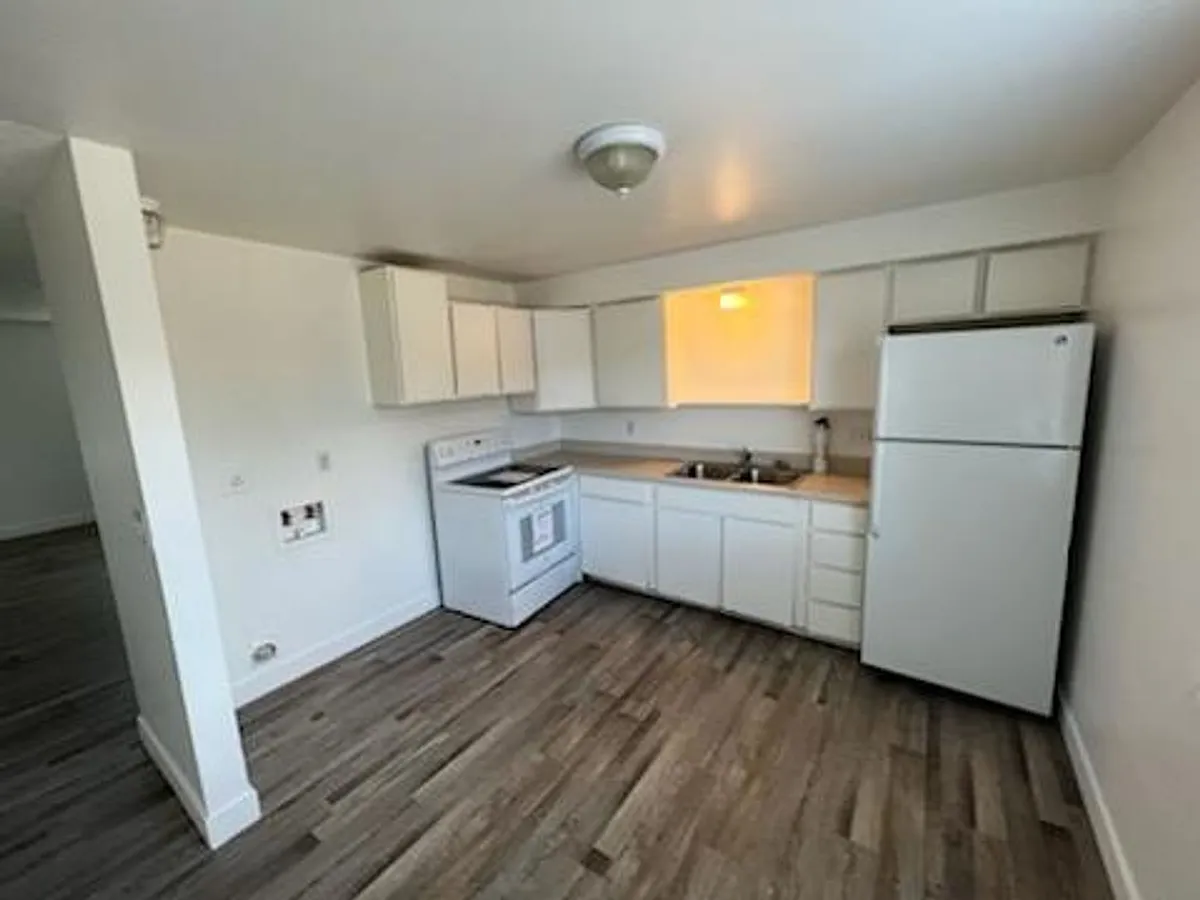 Building Photo - 3064 W Beaver Cir