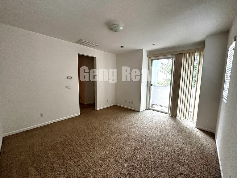 8308 Crystal Walk Cir — Photo 20