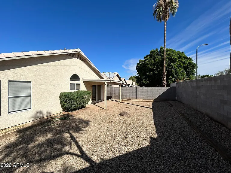 51 N Del Pueblo Pl — Photo 22