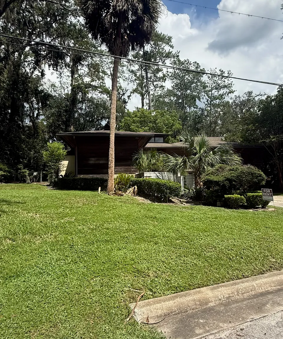 3 bed, 2000 sqft, $2,800 — Photo 4