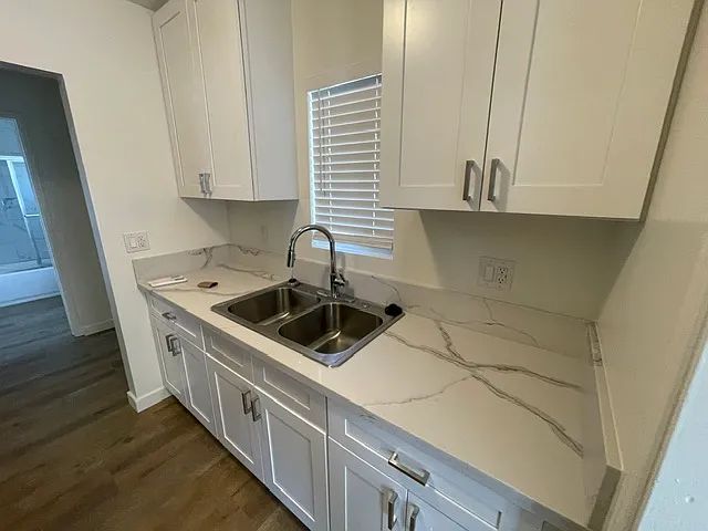 519 W D St #E — Photo 8