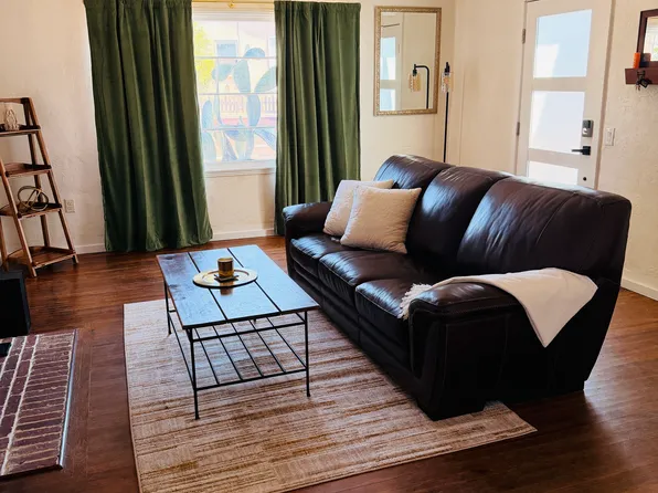 127 Capitol Hill Dr, Paso Robles, CA 93446
