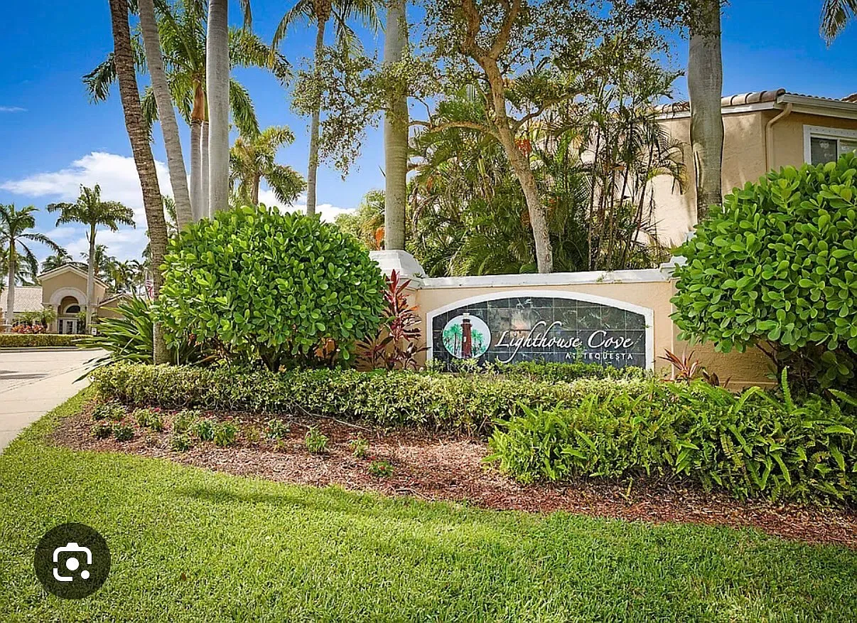 2 bed, 1000 sqft, $2,800 — Photo 1