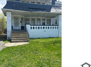 1547 Hillcrest Rd #1, Cleveland, OH 44118