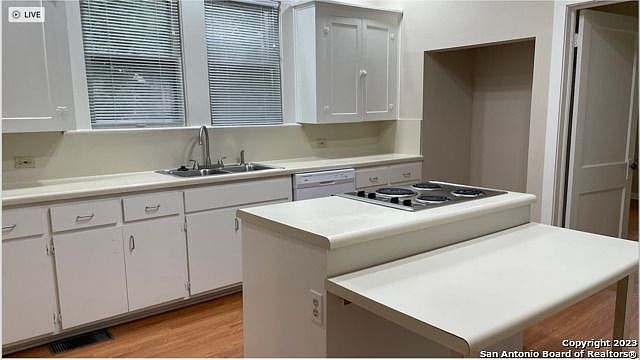 1st image of 115 Alta Ave