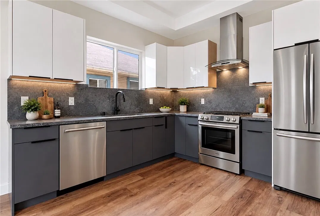4 bed, 1800 sqft, $3,887 — Photo 4