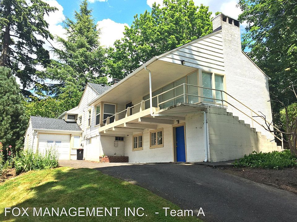 1st image of 3435 SE King Rd