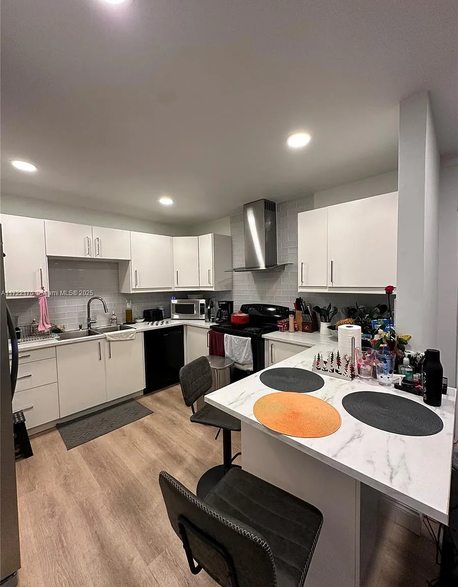 Condado Real Condo — Photo 4