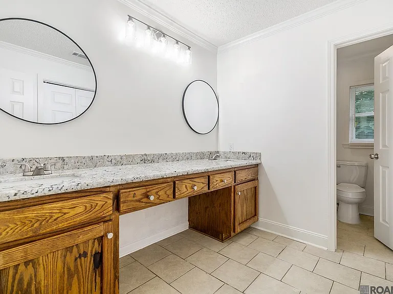 474 W Grant St — Photo 8