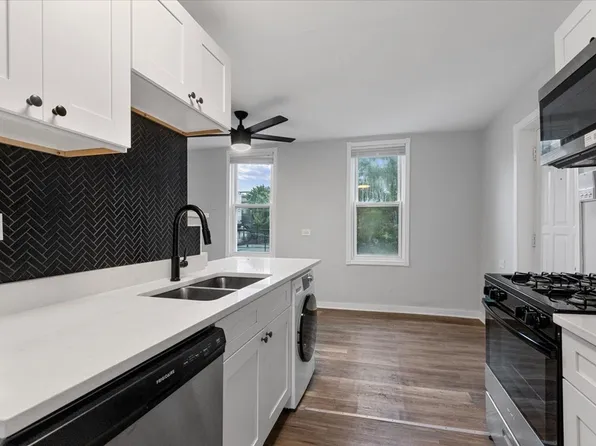 1848 W Augusta Blvd #1, Chicago, IL 60622