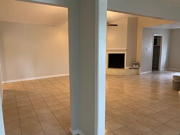 3rd image of 11206 Sagewind Dr