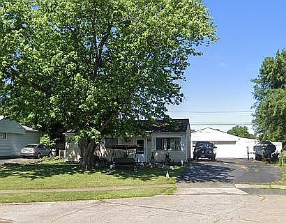 2nd image of 3755 Evanston Rd