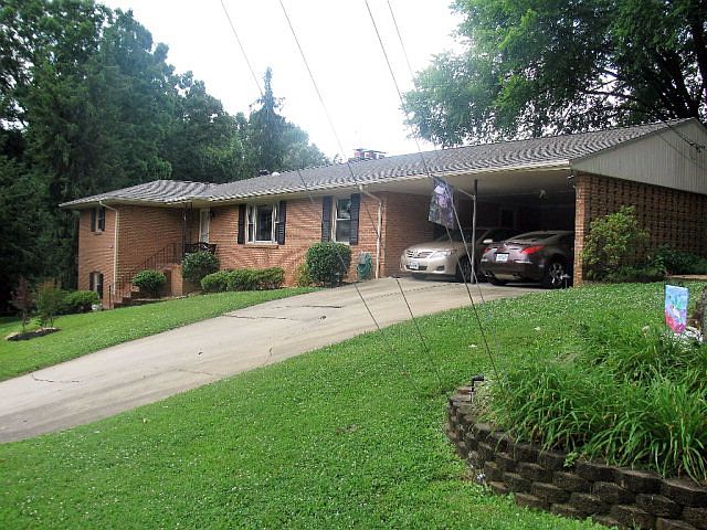 1st image of 405 Starmont Dr