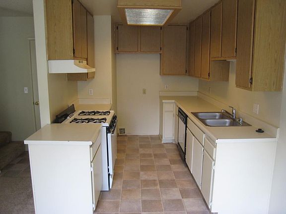 4th image of 9144 Winter Gardens Blvd
