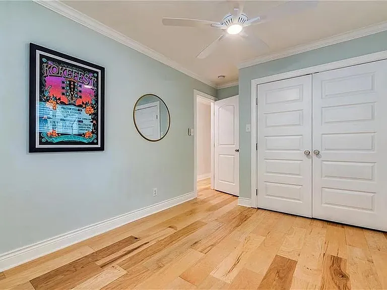 5027 Lansing Dr — Photo 11