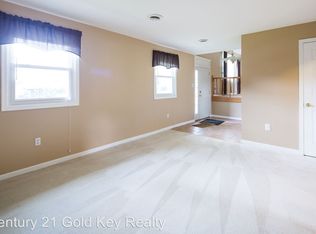 1 Noble Ln, Newark, DE 19713