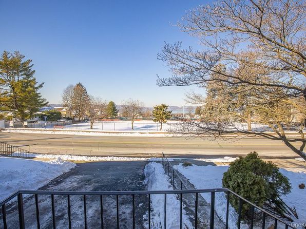 120 S Broadway FLOOR 1