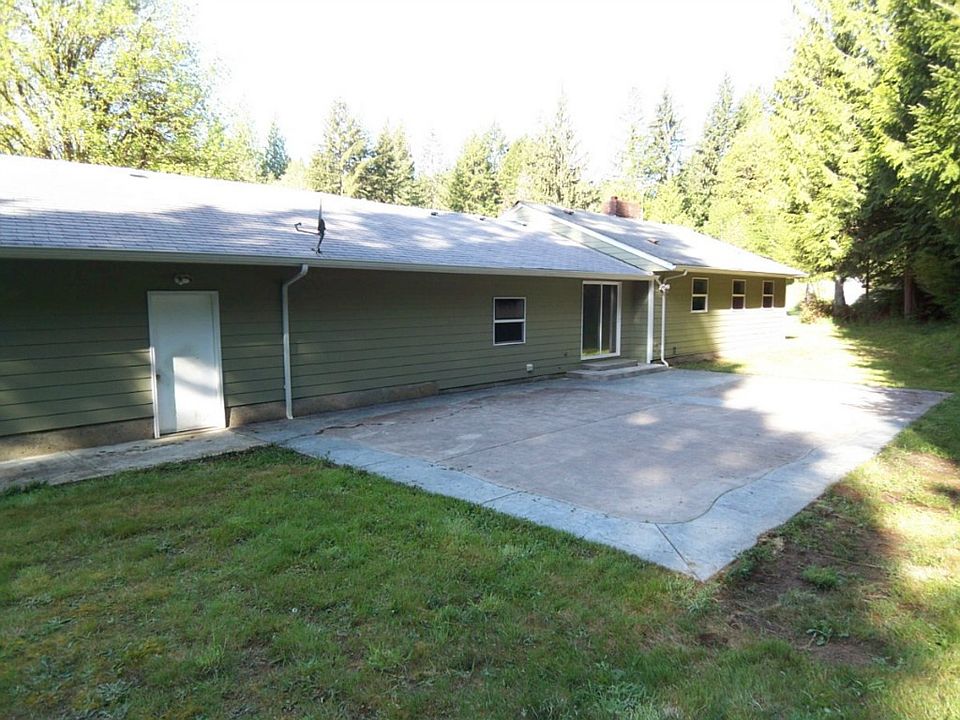 2nd image of 840 Harmony Dr