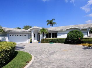 213 Howard Dr, Belleair Beach, FL 33786