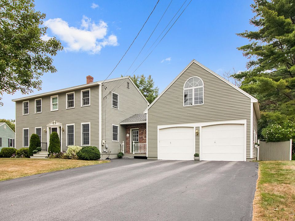 1st image of 18 Crestwood Dr