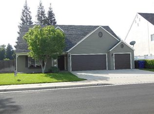 1844 Polson Ave, Clovis, CA 93611