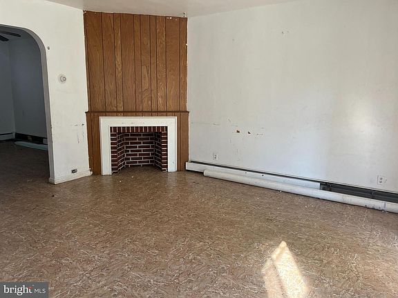 5th image of 3619 Fremont Ave