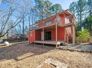 330 Eastwood Rd, Chapel Hill, NC 27514