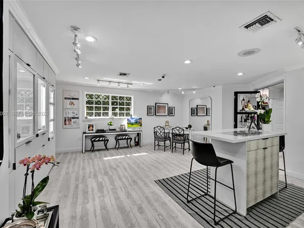 2212 SW 22nd Ave, Miami, FL 33145