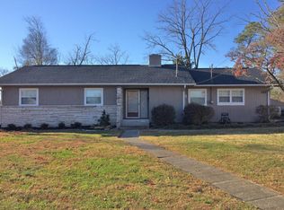 110 Verbena Rd, Oak Ridge, TN 37830