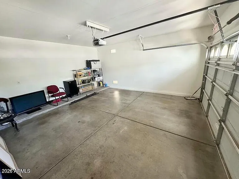 4235 E Betsy Ln — Photo 18
