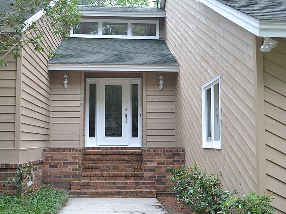 3rd image of 122 Plantation Dr