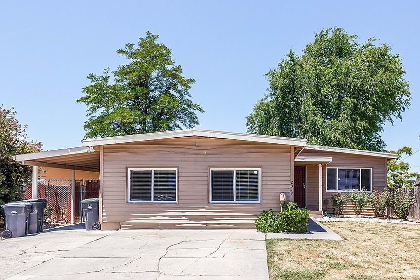 1st image of 2019 Fairfield Ave
