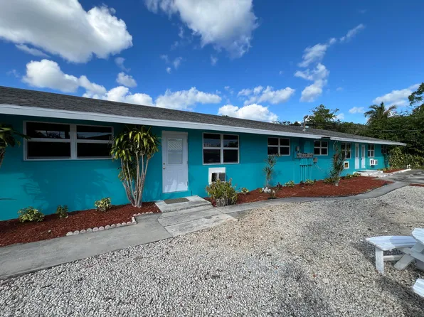 1855 Dillone Ln, North Palm Beach, FL 33408