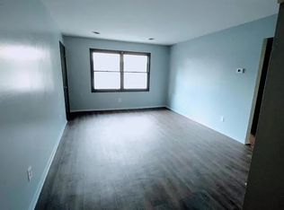 405 Milton St APT C, Valparaiso, IN 46385