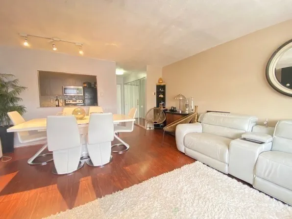 7 Weld St APT 50, Framingham, MA 01702