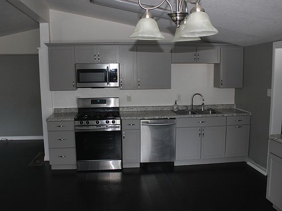 5th image of 904 Park Ave